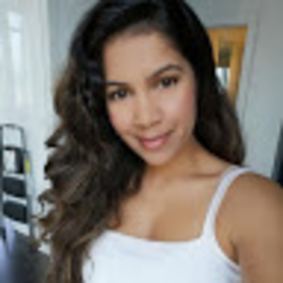 Meet your Posher, Tina - Picture 1 of 1